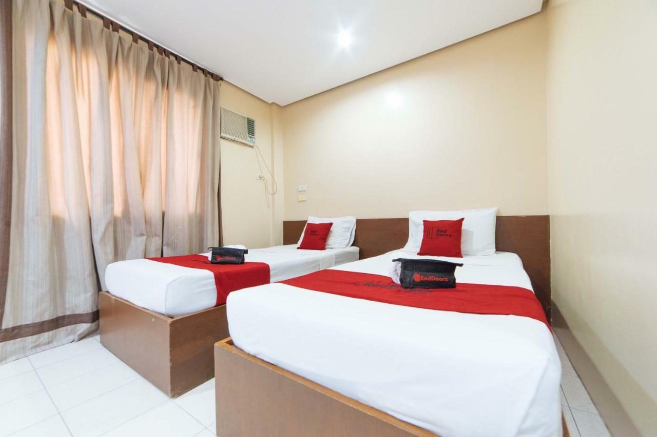 Hotel Reddoorz Near Olongapo Bus Terminal Exterior foto